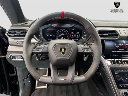 Used 2024 Lamborghini Urus Performante AWD/4WD image 42