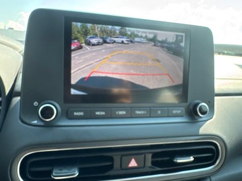 Certified 2023 Hyundai Kona SEL AWD/4WD image 17