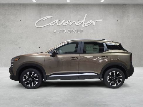 New 2026 Nissan Kicks SV AWD/4WD image 13