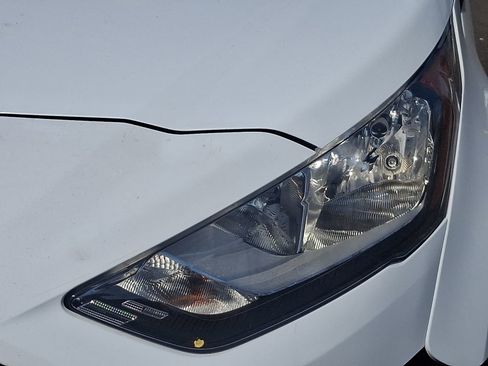 Used 2020 Ford Transit Connect XL image 10