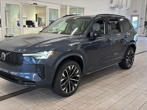 New 2026 Volvo XC90 T8 Ultra w/ Protection Package AWD/4WD image 9