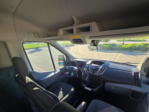 Used 2017 Ford Transit 150 XLT RWD image 19
