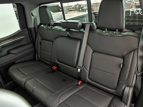 New 2026 GMC Sierra 1500 Denali AWD/4WD image 12