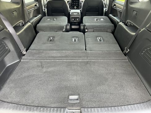 Used 2025 GMC Acadia Denali w/ Super Cruise Package AWD/4WD image 22