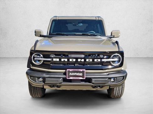 New 2025 Ford Bronco Outer Banks image 6