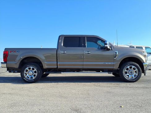 Certified 2022 Ford F350 King Ranch w/ Chrome Package image 4