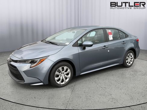 New 2026 Toyota Corolla LE FWD image 1