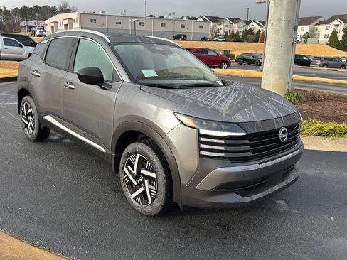 New 2026 Nissan Kicks SV w/ SV Premium Package image 6