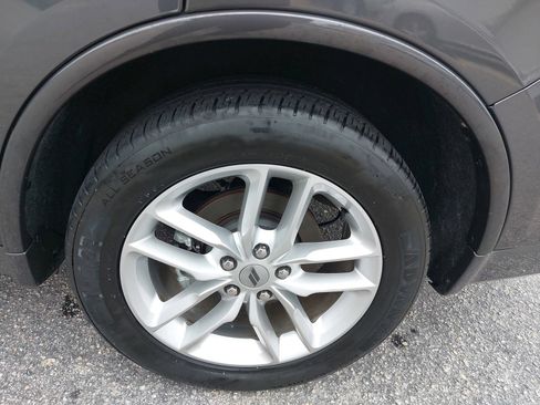 Used 2024 Dodge Durango GT RWD image 32