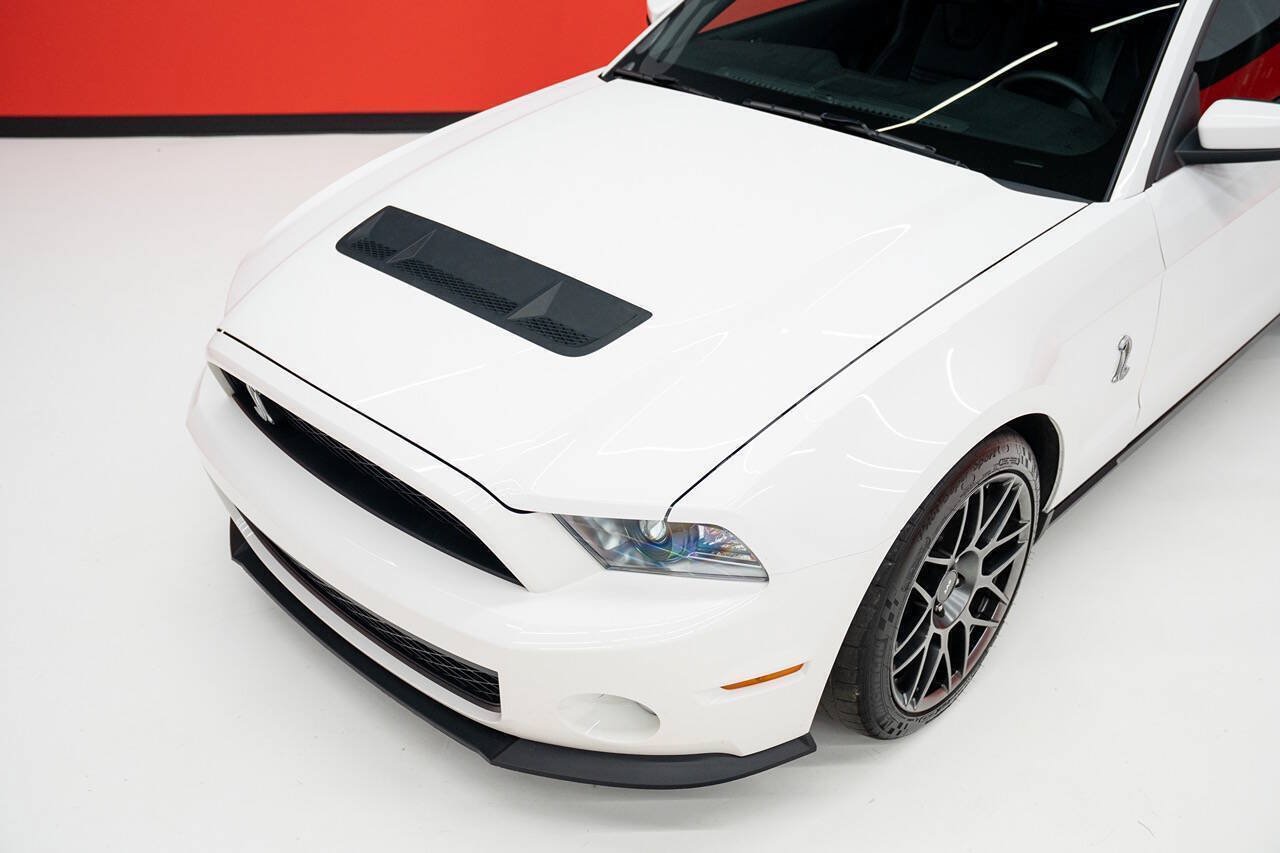 Used 2012 Ford Mustang Shelby GT500 w/ Electronics Pkg RWD image 4