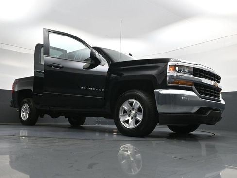 Used 2019 Chevrolet Silverado 1500 LT AWD/4WD image 44