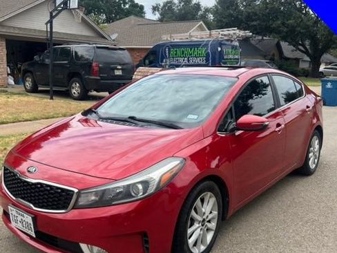 Used 2017 Kia Forte S w/ Option Group 040 FWD image 1