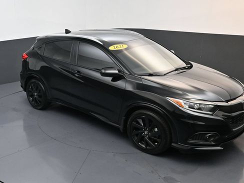 Used 2021 Honda HR-V Sport image 14