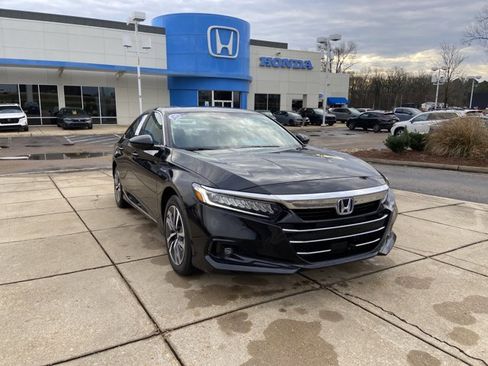 Used 2021 Honda Accord EX-L image 2