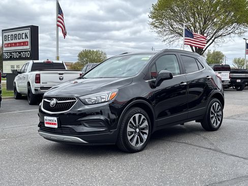 Used 2021 Buick Encore Preferred w/ Safety Package II FWD image 4