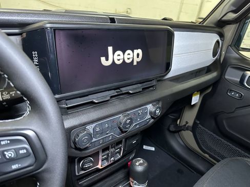 New 2026 Jeep Wrangler Sport S image 28