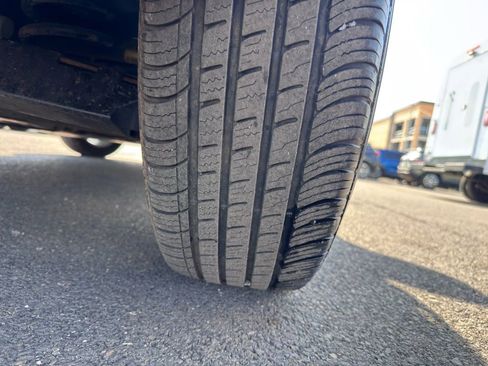 Used 2022 Toyota RAV4 LE AWD/4WD image 41