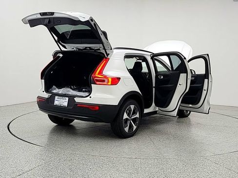 New 2026 Volvo XC40 B5 Plus w/ Protection Package Premier AWD/4WD image 11