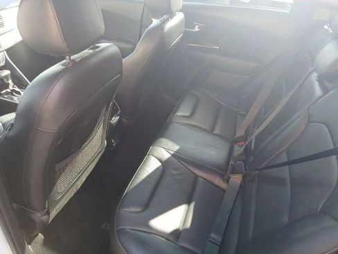 Used 2019 Kia Niro Touring image 12