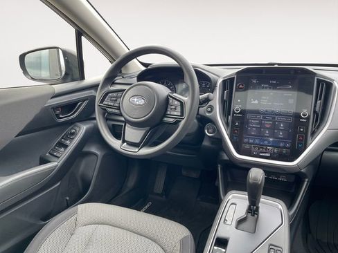 Used 2024 Subaru Crosstrek 2.0i Premium image 10