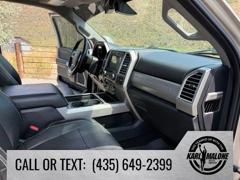 Used 2017 Ford F350 Lariat w/ Lariat Ultimate Package AWD/4WD image 41