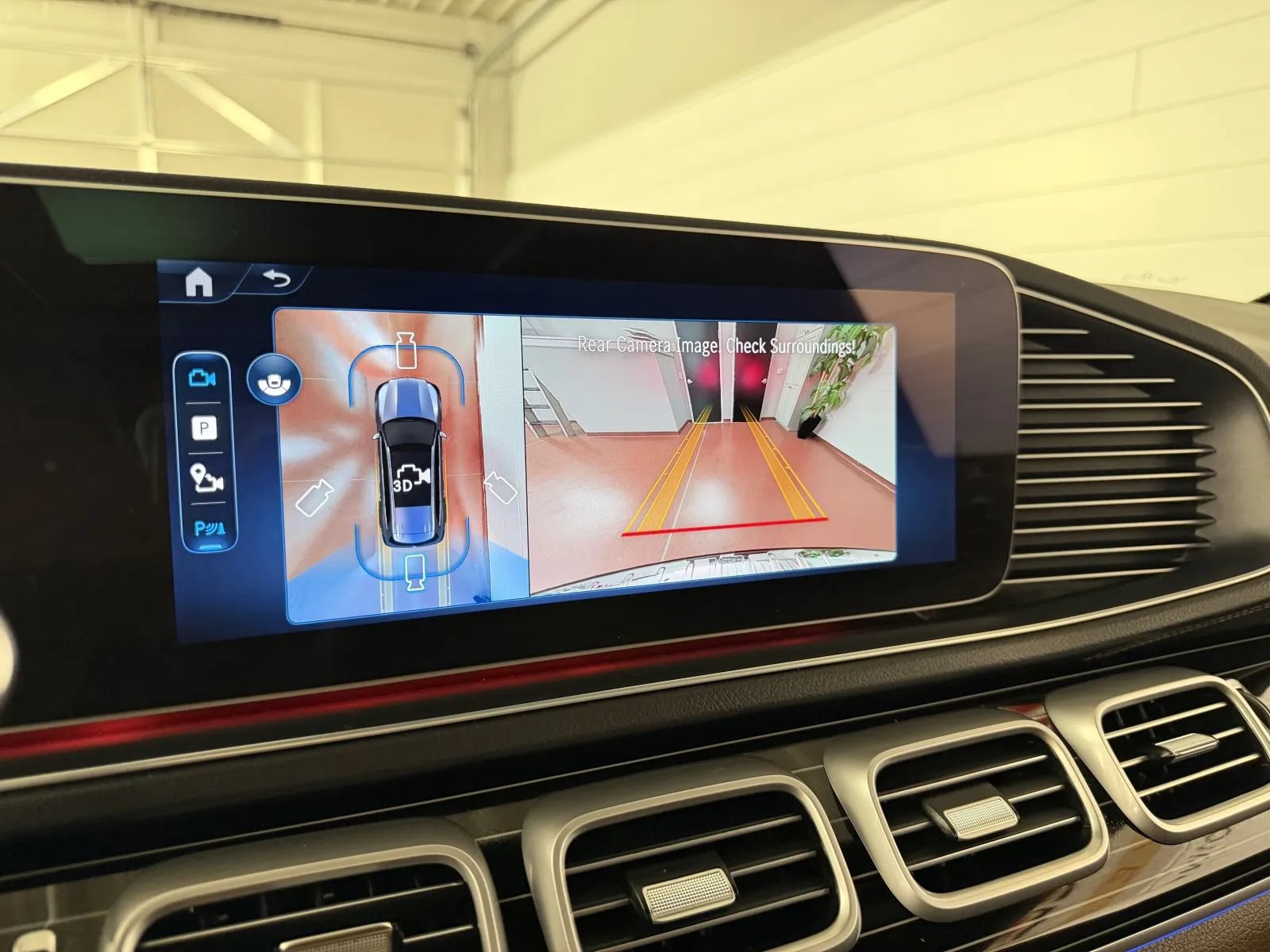 Used 2025 Mercedes-Benz GLS 450 4MATIC image 25