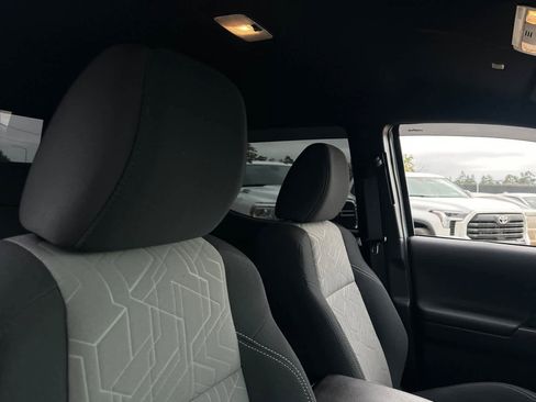 Used 2023 Toyota Tacoma TRD Off-Road image 19