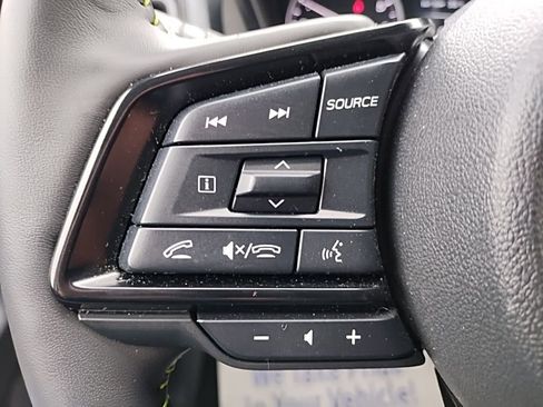 Certified 2025 Subaru Ascent Bronze Edition AWD/4WD image 32