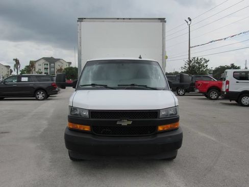 Used 2021 Chevrolet Express 3500 w/ Power Convenience Package RWD image 10
