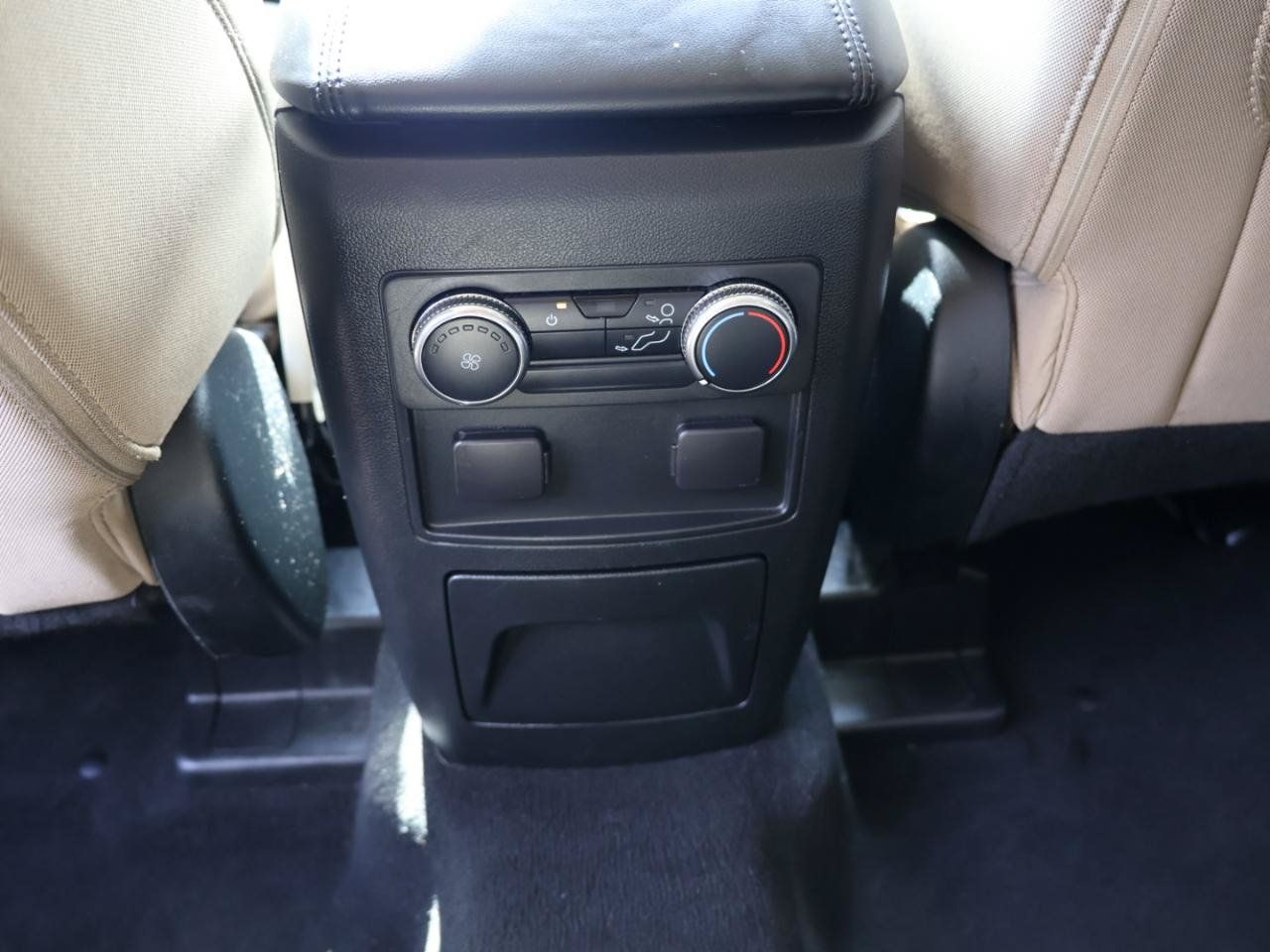 Used 2021 Ford Explorer 2WD image 19