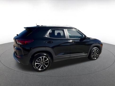 Used 2025 Chevrolet TrailBlazer LT image 15