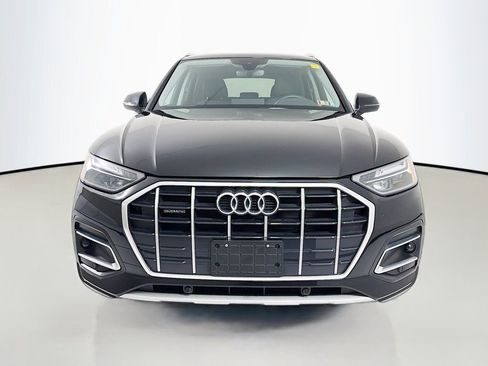 Used 2023 Audi Q5 2.0T Premium w/ Convenience Package AWD/4WD image 2
