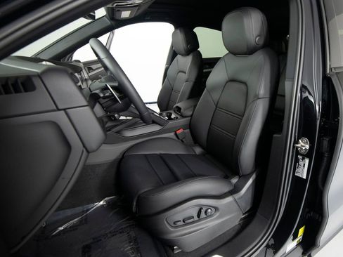 New 2026 Porsche Cayenne Coupe image 16