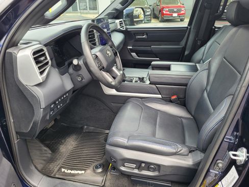 Used 2023 Toyota Tundra Platinum AWD/4WD image 18
