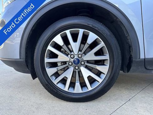 Used 2022 Ford Escape Titanium w/ Class II Trailer Tow Package image 5