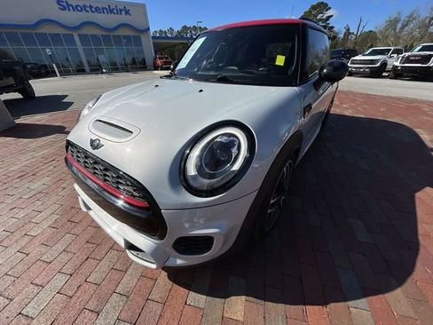 Used 2017 MINI Cooper John Cooper Works image 26