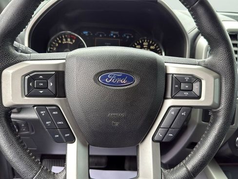 Used 2015 Ford F150 Lariat w/ Equipment Group 502A Luxury image 13