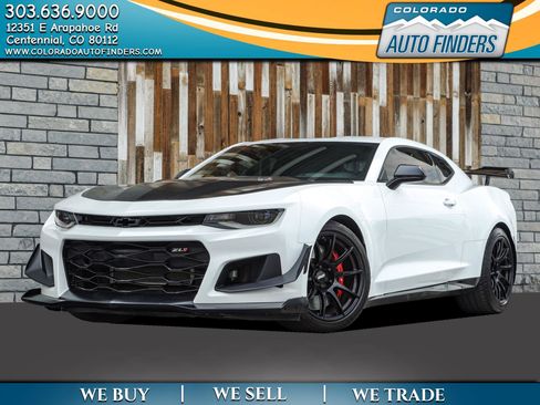 Used 2017 Chevrolet Camaro ZL1 RWD image 1