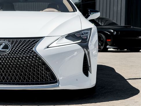 Used 2018 Lexus LC 500 Coupe RWD image 11