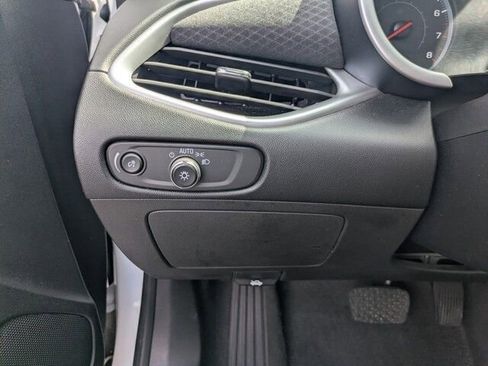 Used 2023 Chevrolet Malibu LT image 26