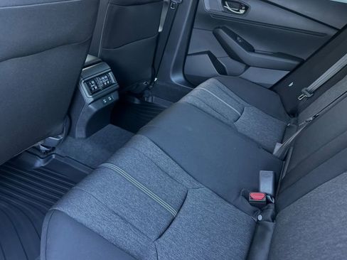 Used 2025 Honda Accord Sport image 12