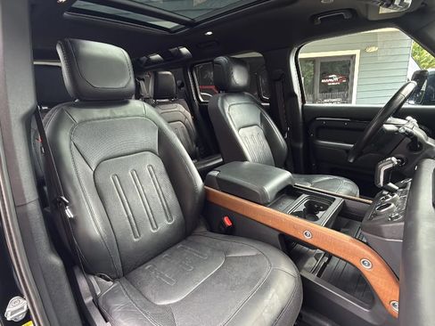 Used 2020 Land Rover Defender 110 X AWD/4WD image 26