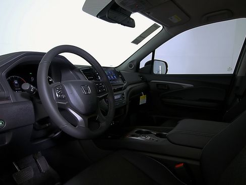 Used 2025 Honda Ridgeline Sport+ image 19