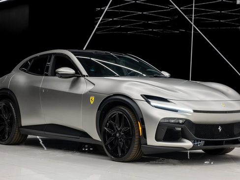 Used 2024 Ferrari Purosangue image 1