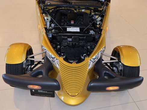 Used 2002 Chrysler Prowler RWD image 67