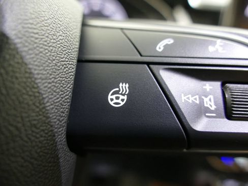 Used 2022 Audi Q5 2.0T Premium Plus AWD/4WD image 18