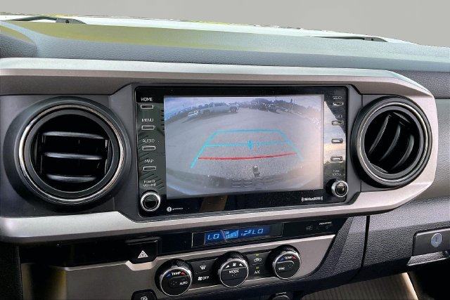 Used 2021 Toyota Tacoma SR5 RWD image 11