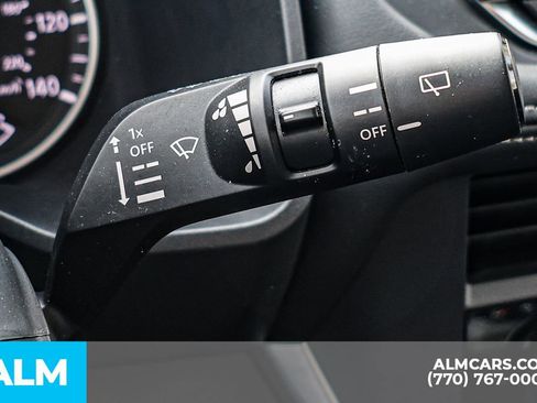 Used 2025 Nissan Rogue SV image 35