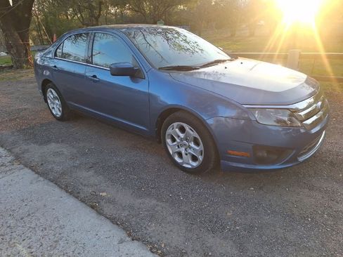 Used 2010 Ford Fusion SE image 5