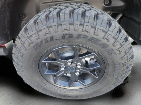 Used 2025 Jeep Wrangler Willys image 38